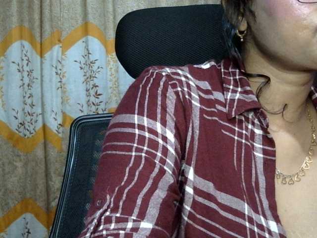 Nusrat-Mimi live cam preview