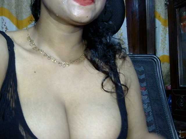 lima11 live cam on BongaCams