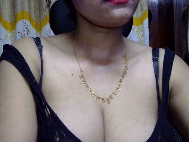lima11 live cam on BongaCams