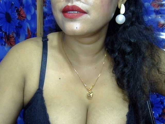lima11 live cam on BongaCams