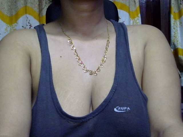lima11 live cam on BongaCams
