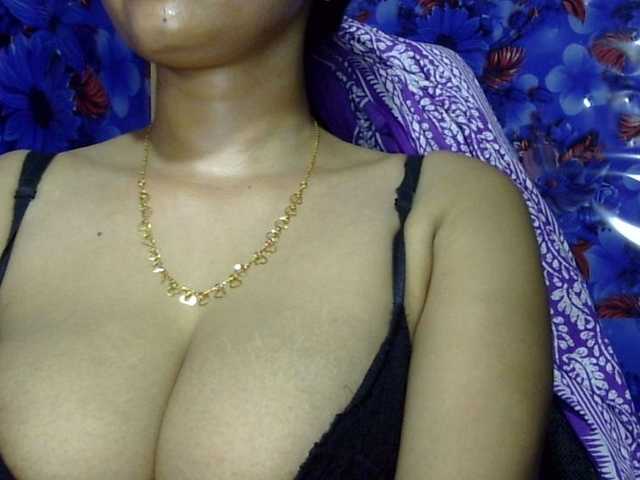 lima11 live cam on BongaCams