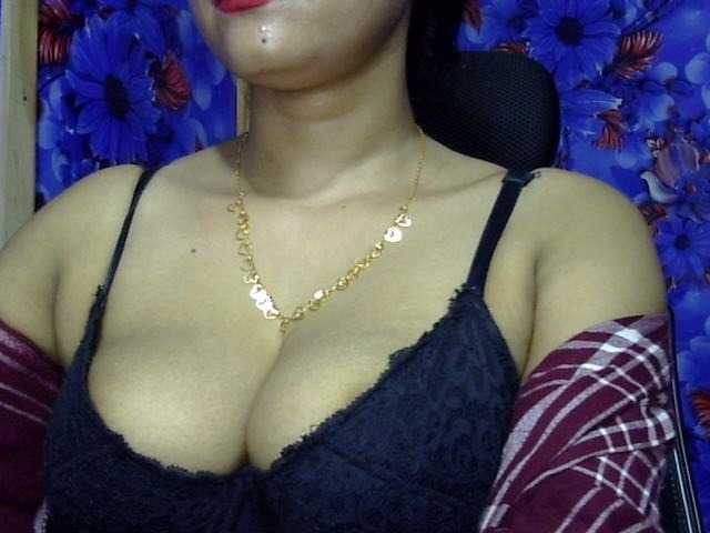 lima11 live cam on BongaCams