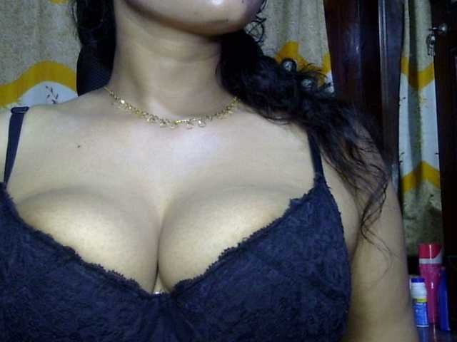 Nusrat-Mimi live cam preview