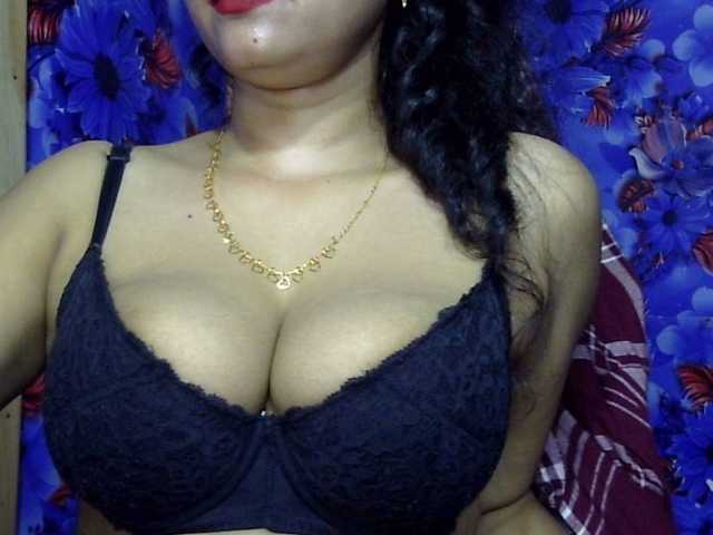 lima11 live cam on BongaCams