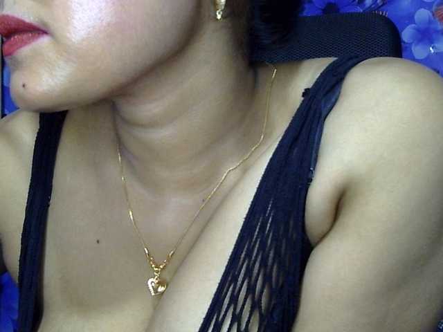 lima11 live cam on BongaCams