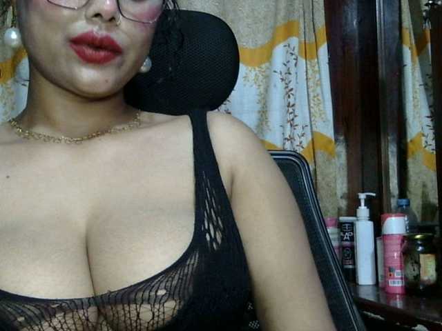 Nusrat-Mimi live cam preview