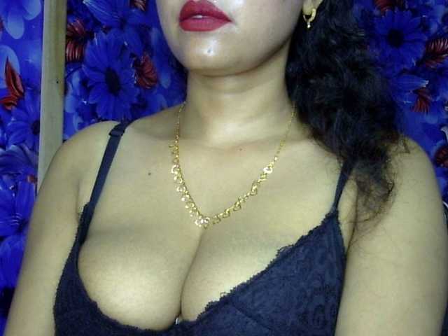 lima11 live cam on BongaCams