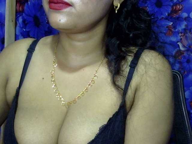 Nusrat-Mimi live webcam show
