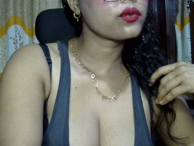 Nusrat-Mimi live cam preview