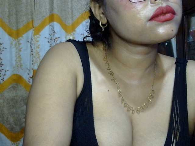 Nusrat-Mimi live cam preview