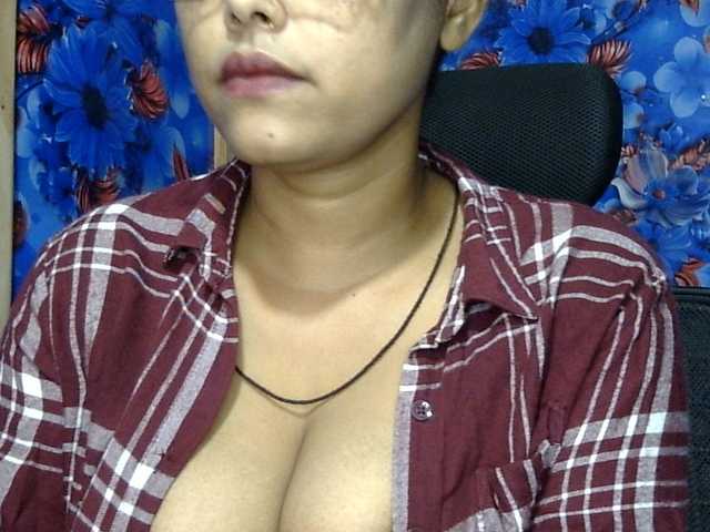 lima11 live cam on BongaCams