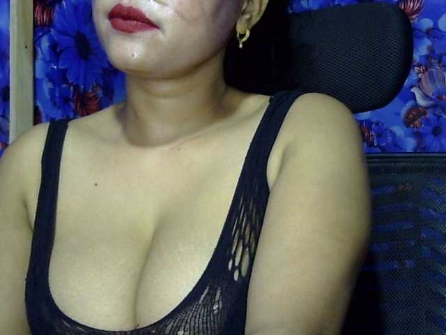 lima11 live webcam show