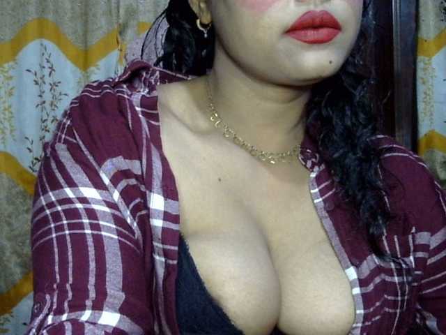 lima11 live cam on BongaCams