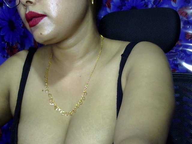 Nusrat-Mimi live webcam show