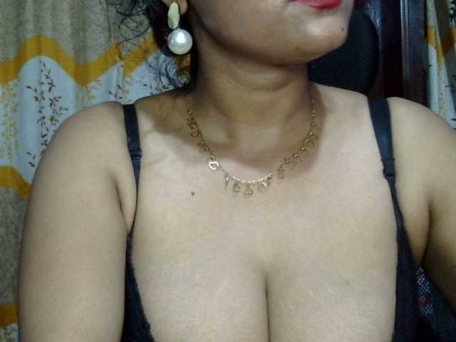 Nusrat-Mimi live cam preview