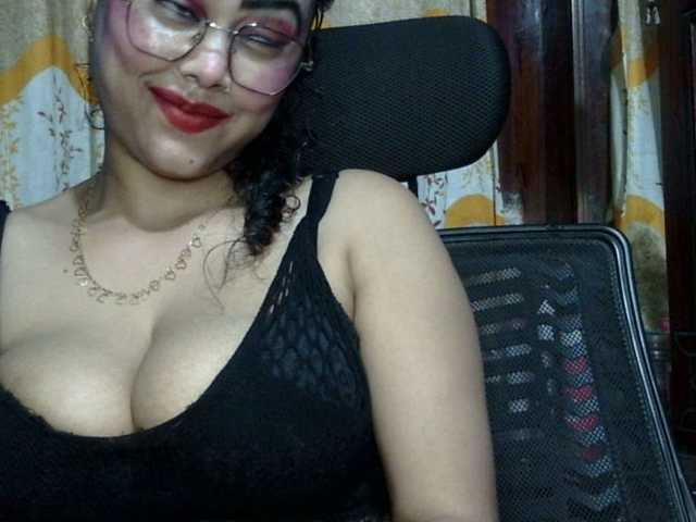 Nusrat-Mimi live cam preview