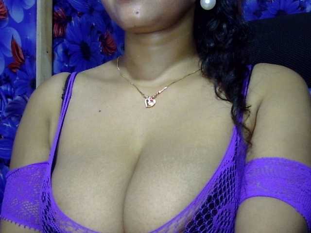 lima11 live cam on BongaCams