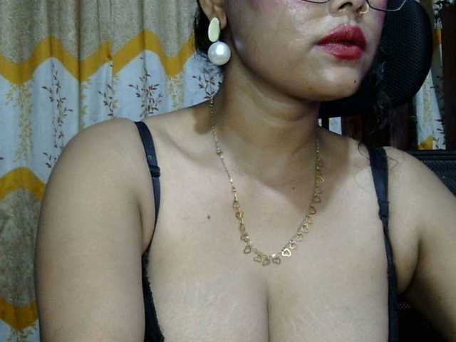 lima11 live cam on BongaCams