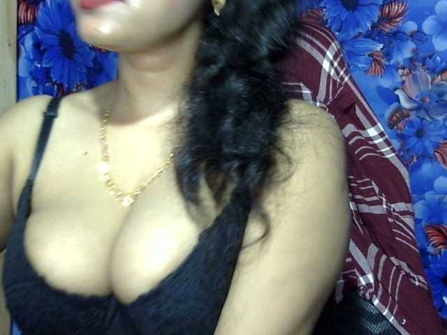 lima11 live cam on BongaCams