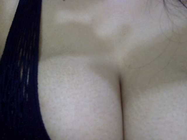 lima11 live cam on BongaCams