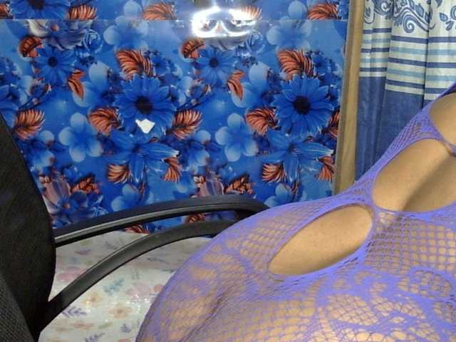 lima11 live cam on BongaCams