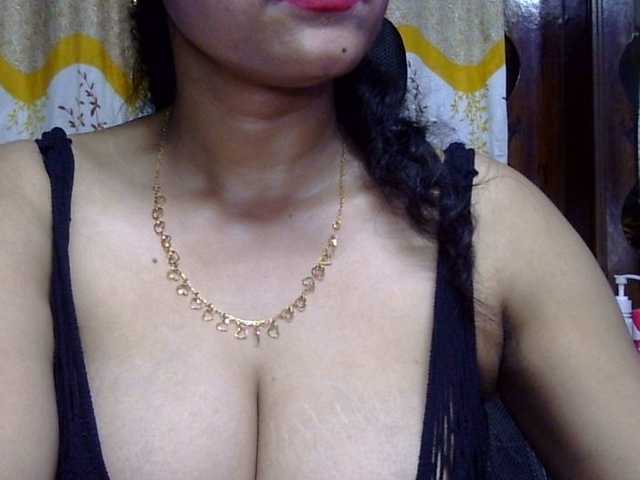 lima11 live cam on BongaCams