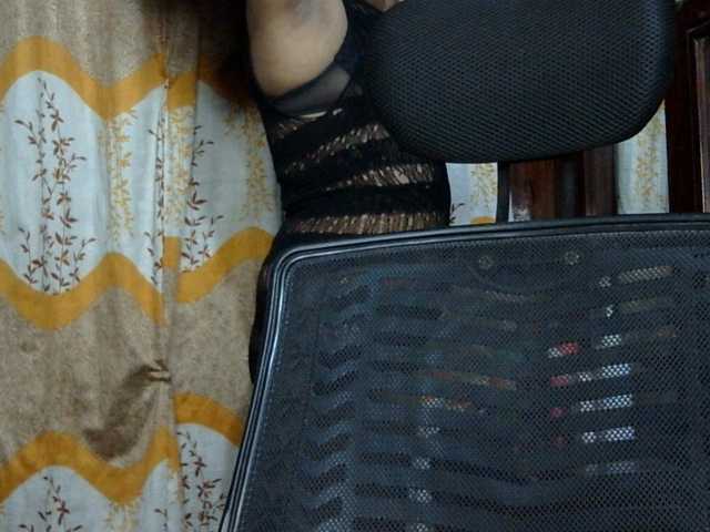 lima11 live cam on BongaCams