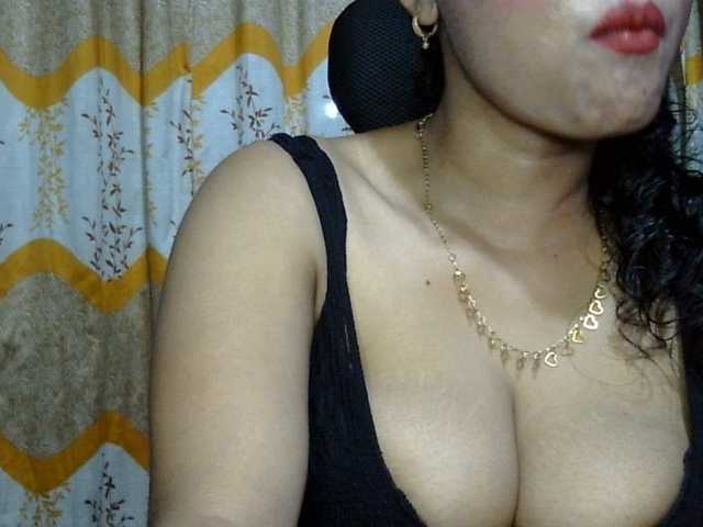 Nusrat-Mimi live cam preview