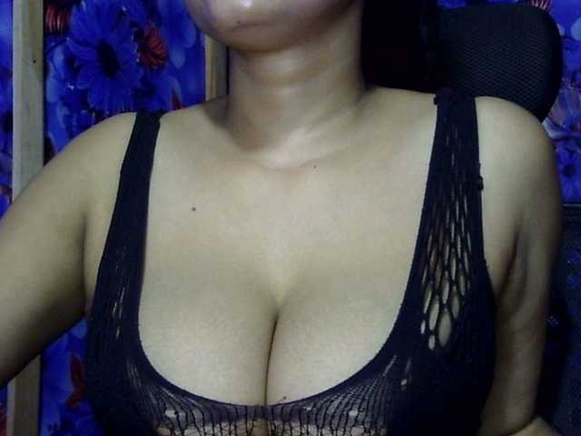 lima11 live webcam show