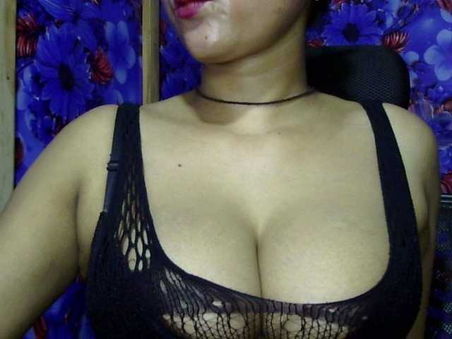 Nusrat-Mimi webcam
