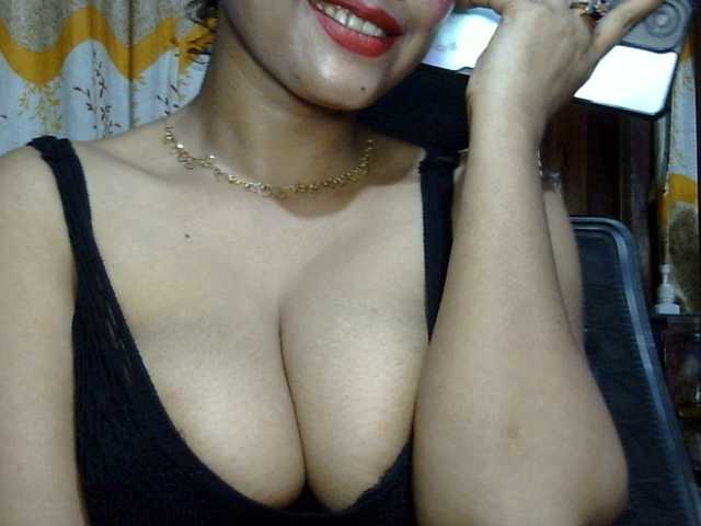 Nusrat-Mimi live cam preview