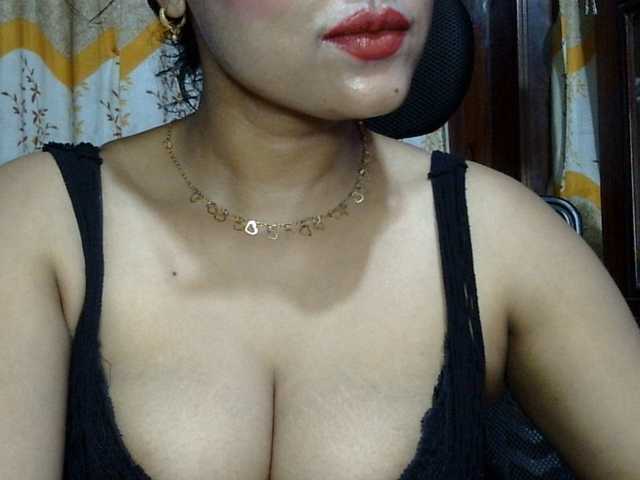 Nusrat-Mimi live cam preview