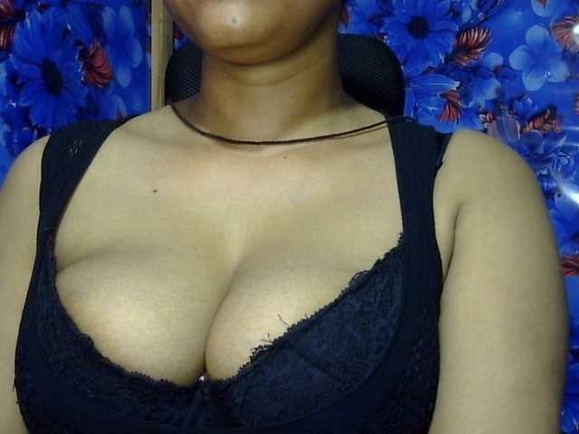 lima11 live cam on BongaCams