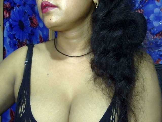 lima11 live cam on BongaCams