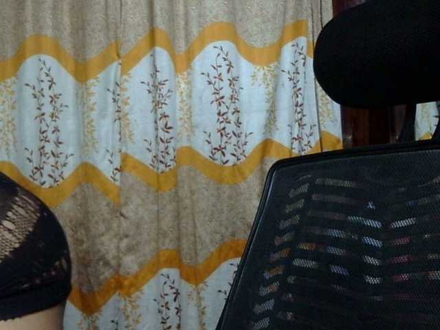 lima11 live cam on BongaCams