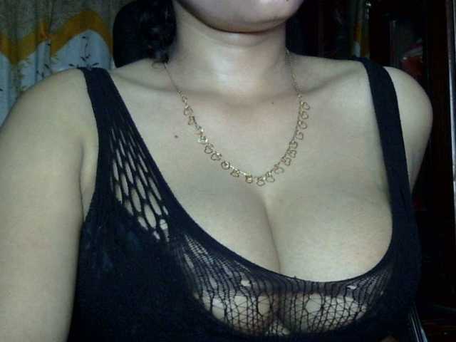 lima11 live cam on BongaCams