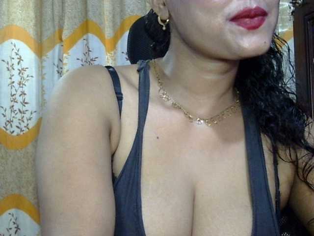 Nusrat-Mimi live cam preview