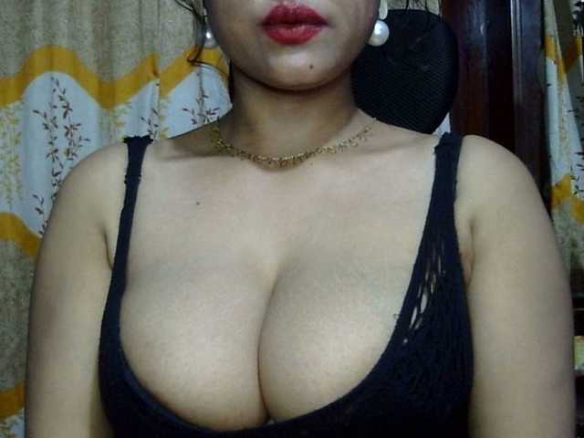 Nusrat-Mimi live cam preview