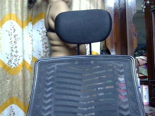lima11 live cam on BongaCams