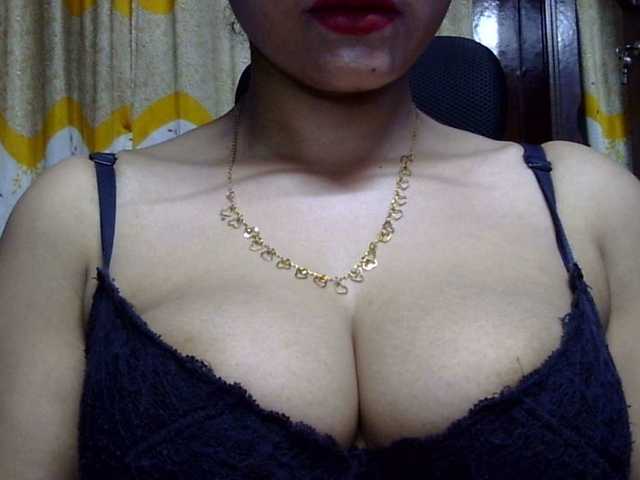 lima11 live cam on BongaCams