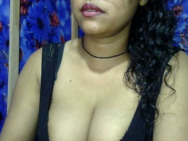 lima11 live cam on BongaCams