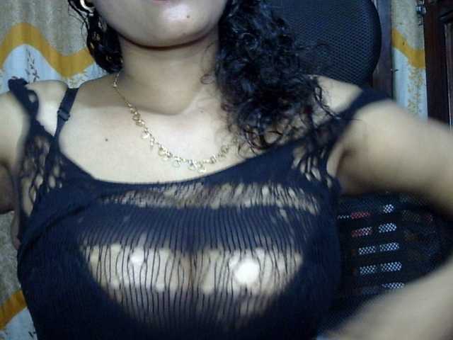 lima11 live cam on BongaCams