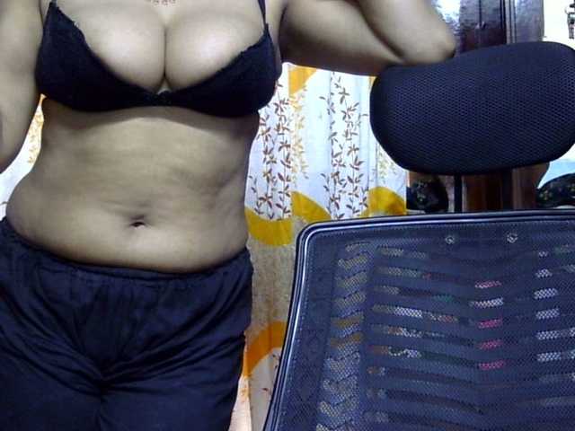 lima11 live cam on BongaCams