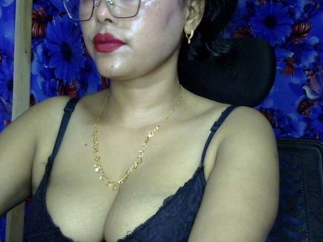 lima11 live cam on BongaCams