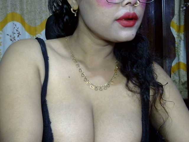 Nusrat-Mimi live cam preview