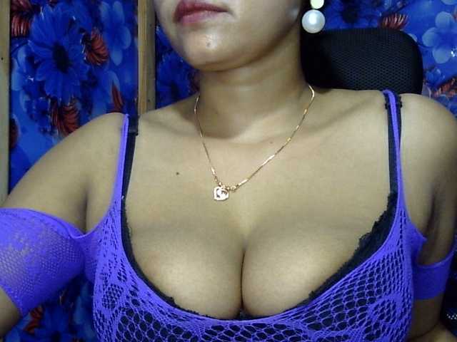 lima11 live cam on BongaCams