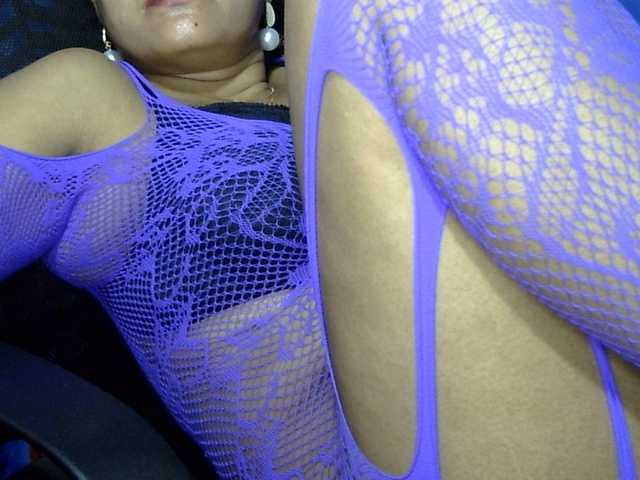 lima11 live cam on BongaCams
