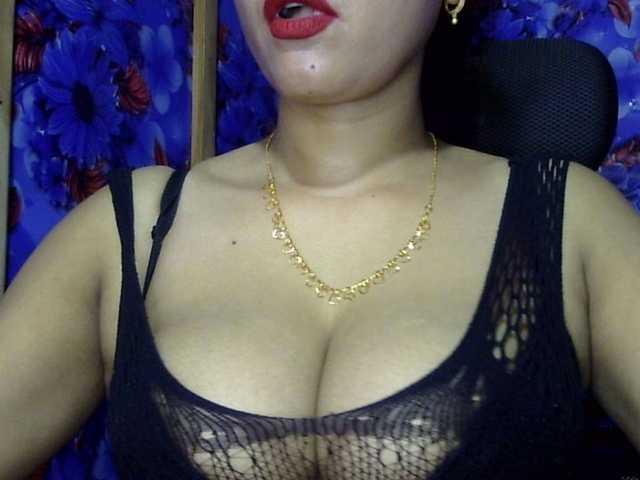 lima11 live cam on BongaCams