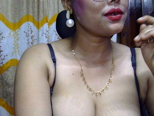 lima11 live cam on BongaCams